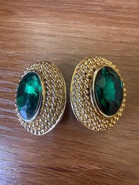 Vintage 1980s Gold-Tone Earrings with Emerald Green Gemstone